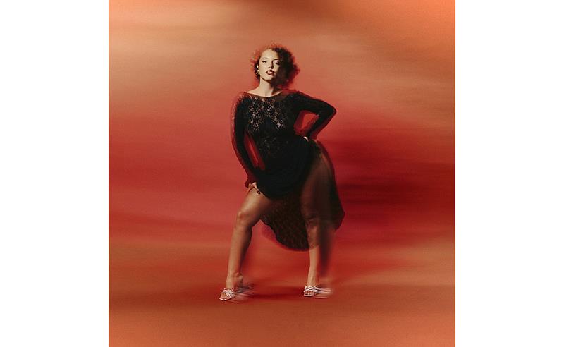 Juniper apresenta single Dance With Me