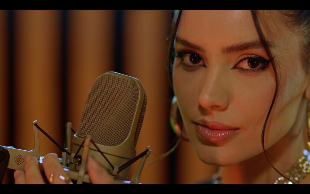 Júlia Rezende te deixa “Sem Ar” em nova Hit Sessions, projeto intimista da HitLab