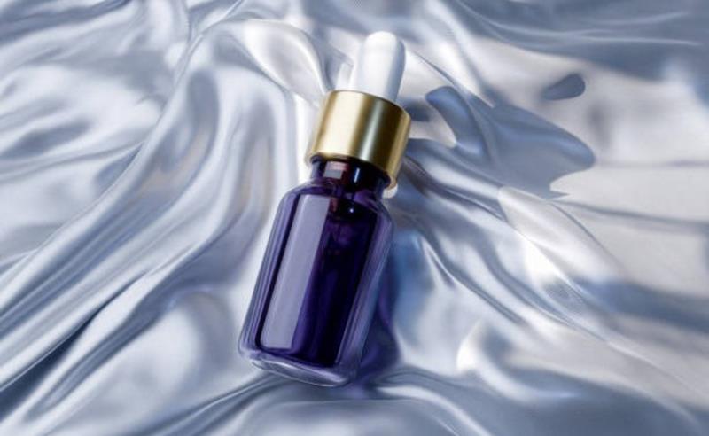 O novo queridinho do skincare? Ativo usado em fórmulas personalizadas ganha espaço entre mulheres acima dos 30
