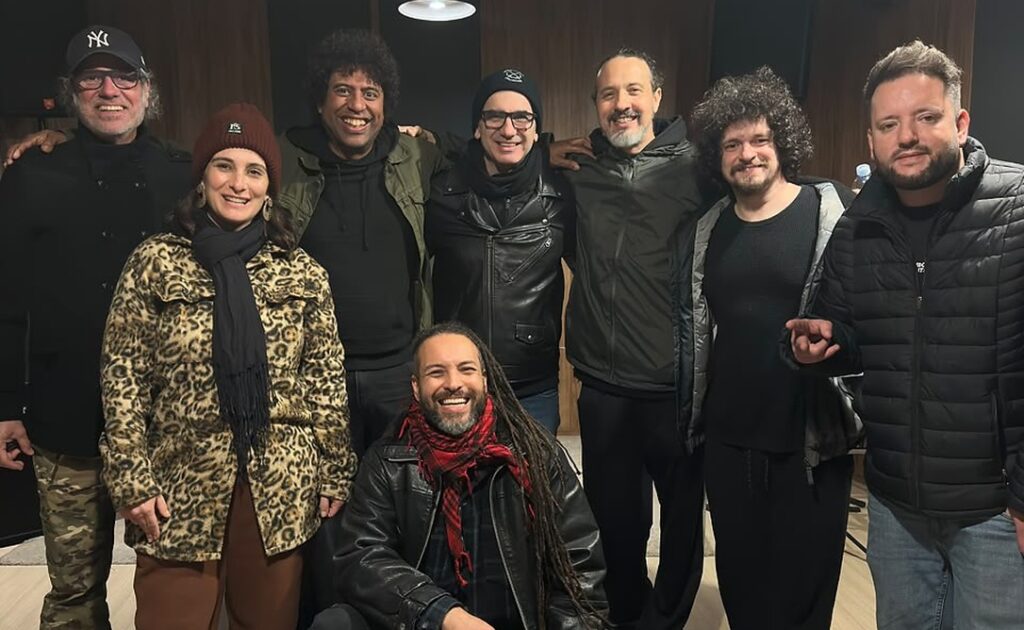 Banda curitibana Skippa lança “Primavera”, single de pop reggae que aborda intimidade, desejo e pertencimento